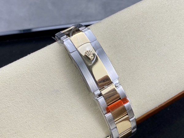 激安ロレックス着用イメージ